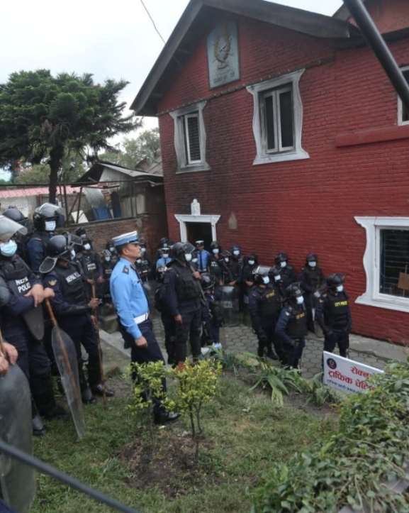 थापाथलीस्थित ट्राफिक प्रहरी प्रभाग तत्काल नभत्काइने