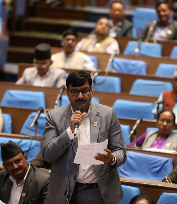 न्यायाधीशद्वय थारु र महर्जनलाई महाभियोग लगाउन माग