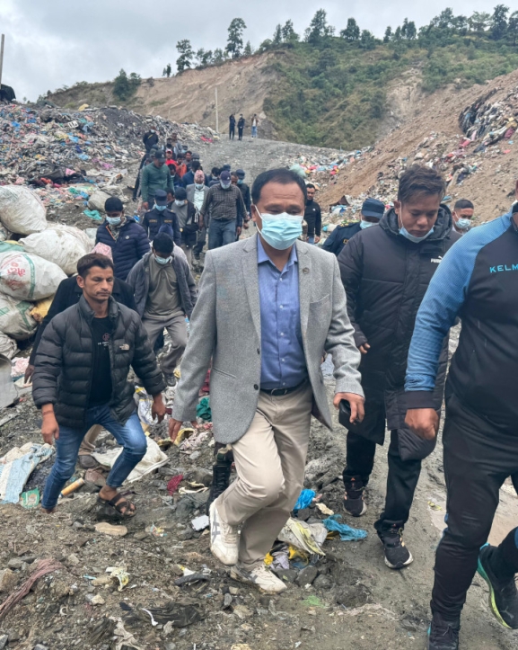 खुल्यो बञ्चरेडाँडाको अवरोध, १५ दिनभित्र पूर्वसहमति कार्यान्वयन गर्ने मन्त्री घिसिङको प्रतिबद्धता