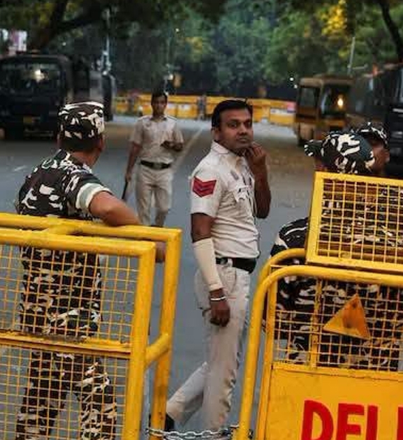 भारतमा निर्वाचन प्रमुखको राजीनामा माग्दै प्रदर्शन, दिल्लीमा सुरक्षा कडा