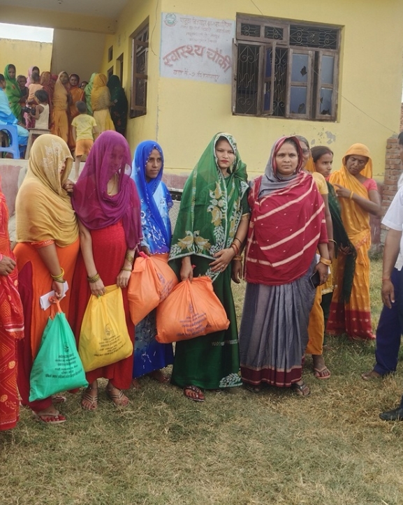 शितलपुरमा गर्भवती तथा सुत्केरीलाई पोसिलो आहार वितरण