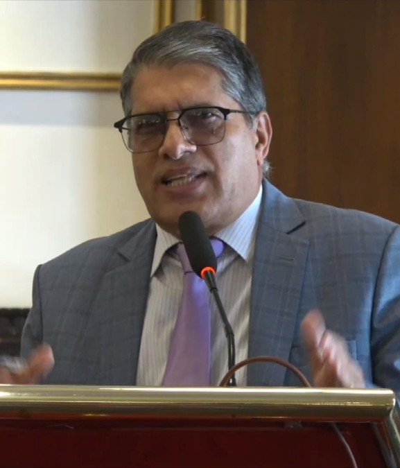 अहिले मुलुकमा निर्वाचनको विकल्प सोच्ने ठाउँ पनि छैनः खिमलाल देवकोटा