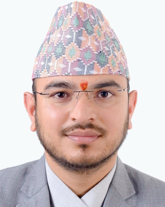 बीमा प्राधिकरणका अध्यक्ष ओझा निलम्बित, सरकारले बनायो न्यायिक समिति