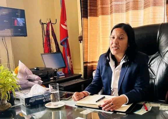 दोलखाकी नयाँ सिडिओ कँडेलले सम्हालिन् कार्यभार, शान्ति सुरक्षा र सुशासन प्राथमिकतामा