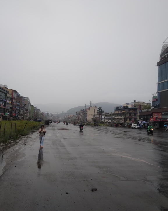 काठमाडौँ उपत्यकाको जनजीवन क्रमशः सामान्य बन्दै