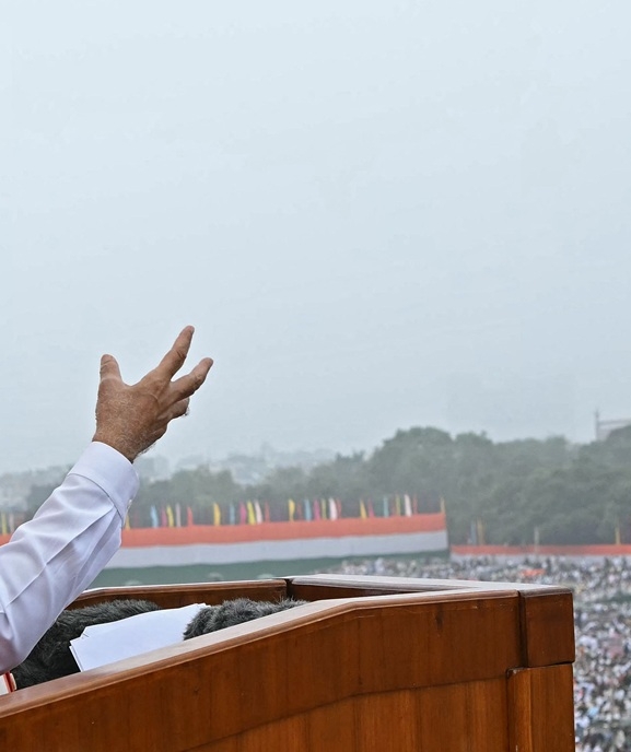 अमेरिकी करको सामना गर्दै मोदीको आत्मनिर्भरताको प्रतिज्ञा