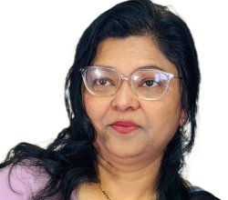 नीलम कार्की 'निहारिका'