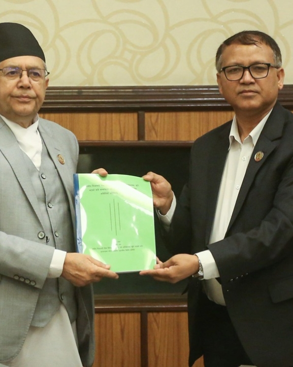 कुलिङ अफ पिरियड प्रकरण : नेता र कर्मचारीकै मिलेमत्तोमा गडबडी