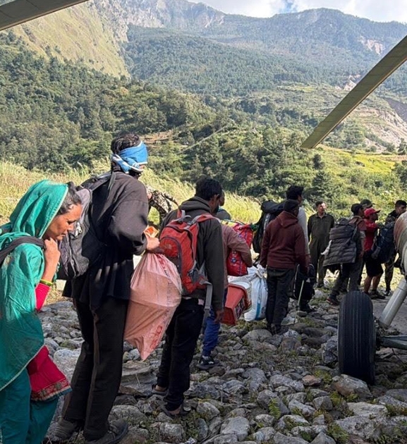 बूढीगण्डकी बाढी : प्रभावित क्षेत्रबाट एक हजार बढीको हेलि उद्धार