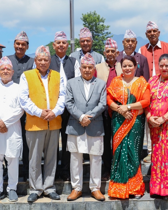 राष्ट्रपति पौडेलसँग ज्येष्ठ राष्ट्रिय नागरिक महासंघका प्रतिनिधिमण्डलको भेट