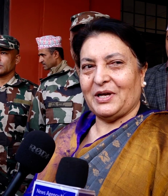 राजनीतिक दलहरु संगठित भएर अघि बढ्नुपर्छः पूर्वराष्ट्रपति भण्डारी