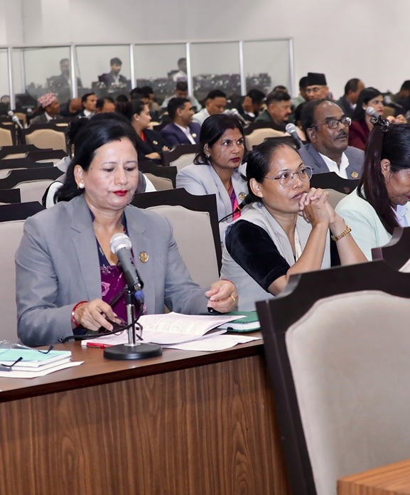 अदालतबारे संसद्‍मा बढ्दै बहस : महाअभियोगको प्रावधान देखाउँदै रास्वपा सांसदहरू