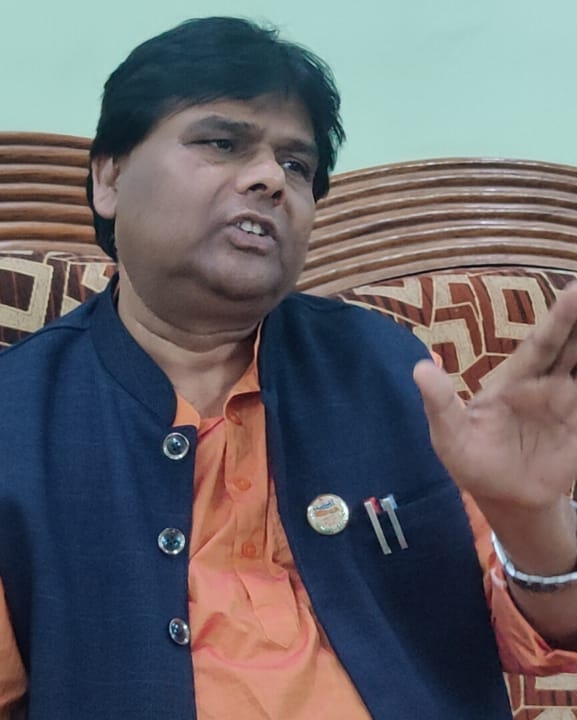 मध्यान्ह समाचार प्रभाव : गौर अस्पतालले बिरामीलाई दिँदै आएको खाना सेवा नरोक्ने