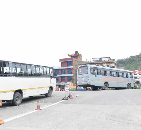 सशस्त्र प्रहरीको निःशुल्क बस सेवा