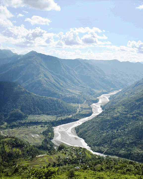 भेरी नदीमा टिपर खस्दा तीन जना बेपत्ता