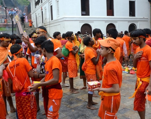 साउनमा पशुपतिमा महाशिवरात्रिकै जस्तै व्यवस्थापन