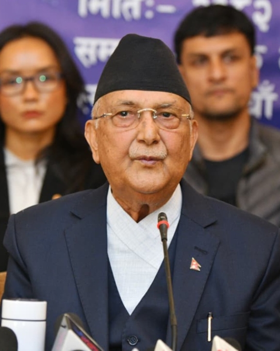 देश जलाउनेहरूले नै सरकार चलाइरहेका छन् : ओली