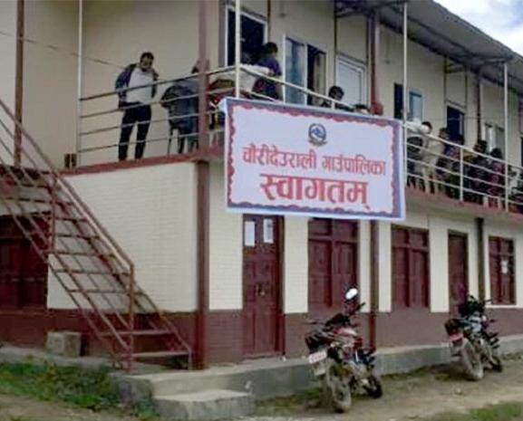 सहरमा बस्नेलाई शिविरमार्फत सेवा दिँदै काभ्रेका स्थानीय तह