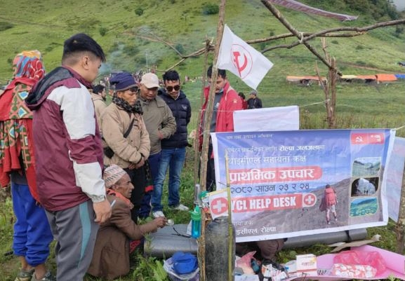 वाइसीएल नेपाल रोल्पाले गर्‍यो जलजलामा प्राथमिक उपचार सेवा  