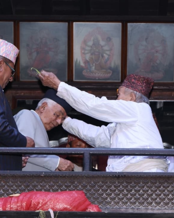 राष्ट्रपति पौडेलद्वारा नवदुर्गा भवानीको पूजाअर्चना