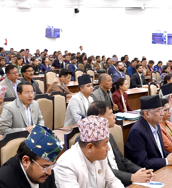 प्रतिनिधि सभामा सांसदहरूको प्रश्न : संसद् अधिवेशन अन्त्य गरेर निजामती सेवा अध्यादेश ल्याउन लागिएको हो ? 