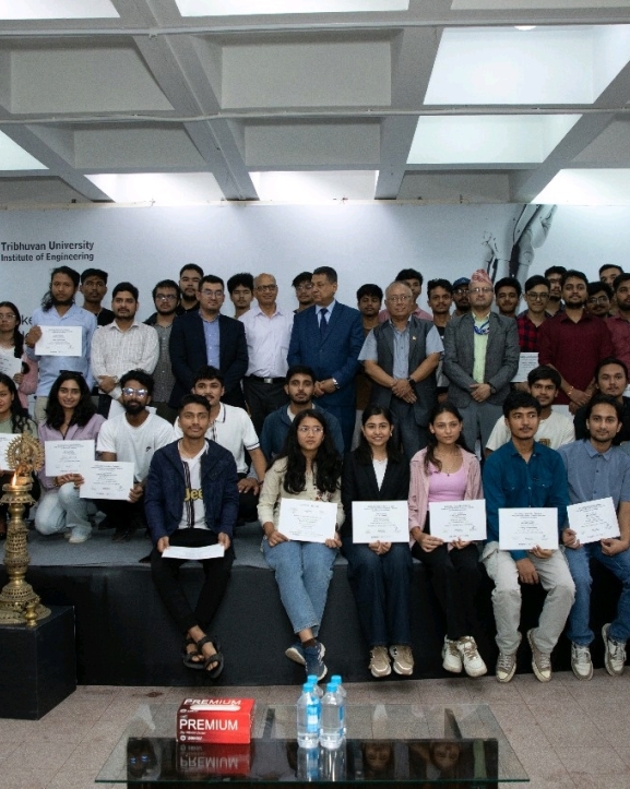 सामसङले कोडिङ एन्ड प्रोग्रामिङ गर्ने त्रिविका विद्यार्थीलाई दियो प्रमाणपत्र 