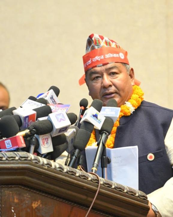 देशलाई निकास दिने सामर्थ्य एमालेसँग मात्रै छ : श्रेष्ठ