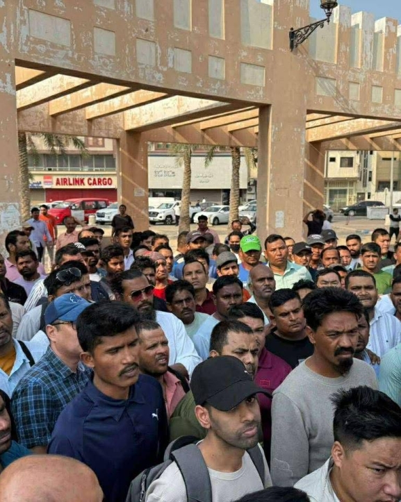 साउदीको पूर्वी प्रान्त दम्माममा ४६१ जना सेवाग्राहीलाई नवीकरण भएका राहदानी वितरण