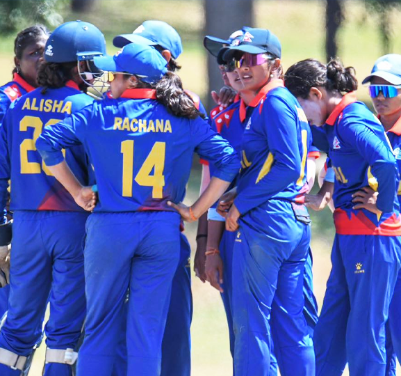 महिला क्रिकेट टोली भारत प्रस्थान