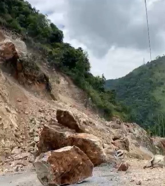 महाकाली राजमार्ग खुल्यो, सिल्लेगडा–पुर्चौंडी सडक अवरुद्ध