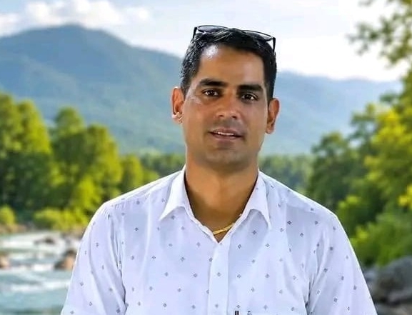 विद्यालयको अक्षय कोषमा शिक्षक केसीको ४१ हजार सहयोग