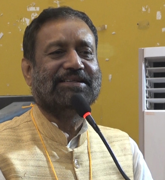 संविधानको सफल कार्यान्वयन र संघीयता सुदृढीकरण नै लोकतन्त्रको रक्षा हो : विमलेन्द्र निधी