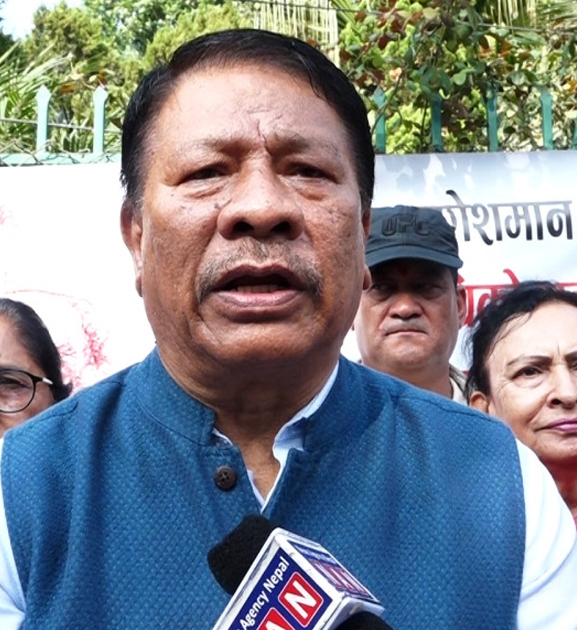‘काँग्रेस विधि र विधानअनुसार १५ औँ महाधिवेशनमा जान्छौँ’ : प्रकाशमान सिंह