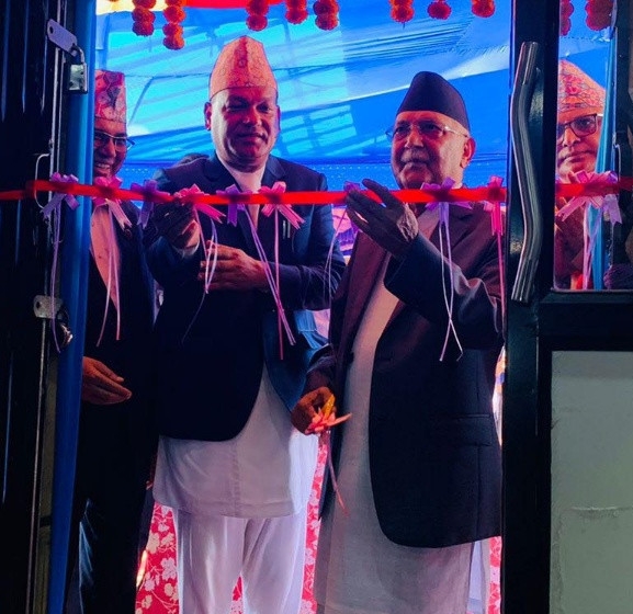प्रधानमन्त्रीद्वारा २ अस्पतालको उद्घाटन