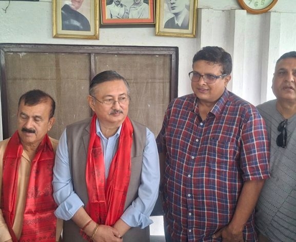 कोइराला निवास पुगेर खाँणले भने- 'यो गुटको केन्द्र होइन, पवित्र स्थल हो'