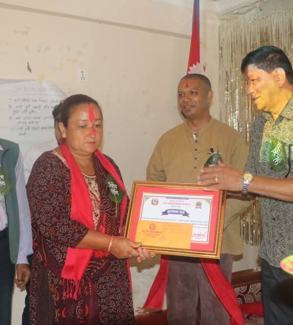 भीरकोटका उत्कृष्ट ९ किसान सम्मानित