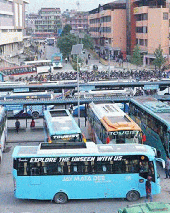 नयाँ बसपार्कमा यात्रुको निःशुल्क स्वास्थ्य परीक्षण
