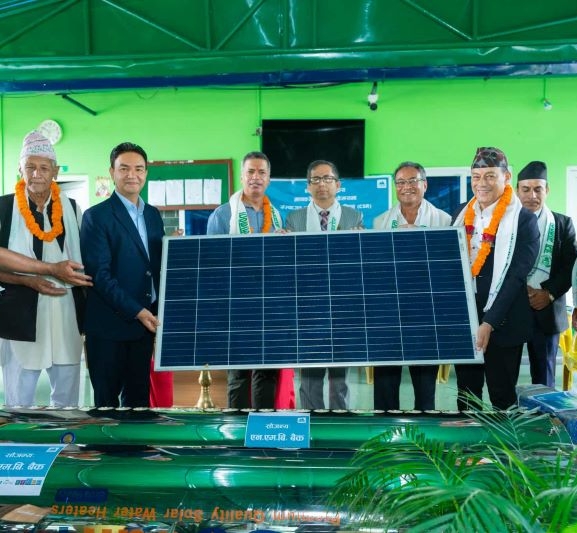 एनएमबी बैंकद्वारा मानवसेवा आश्रमलाई सोलार सहयोग