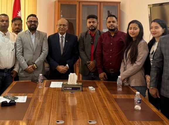 राजदूत पौडेलसँग एनसीसी कतारको संस्थागत भेट