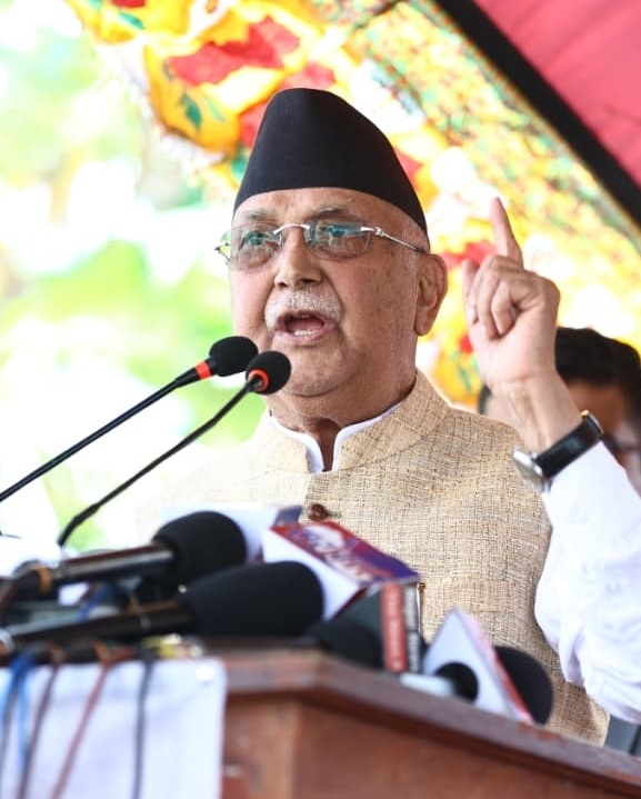 ओलीको चेतावनी- 'गृहमन्त्री बाबु धेरै नउत्ताउलिनू, नचम्किनू'