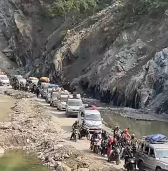 बिपी राजमार्ग : थप १५ दिन राति सवारी सञ्चालनमा रोक