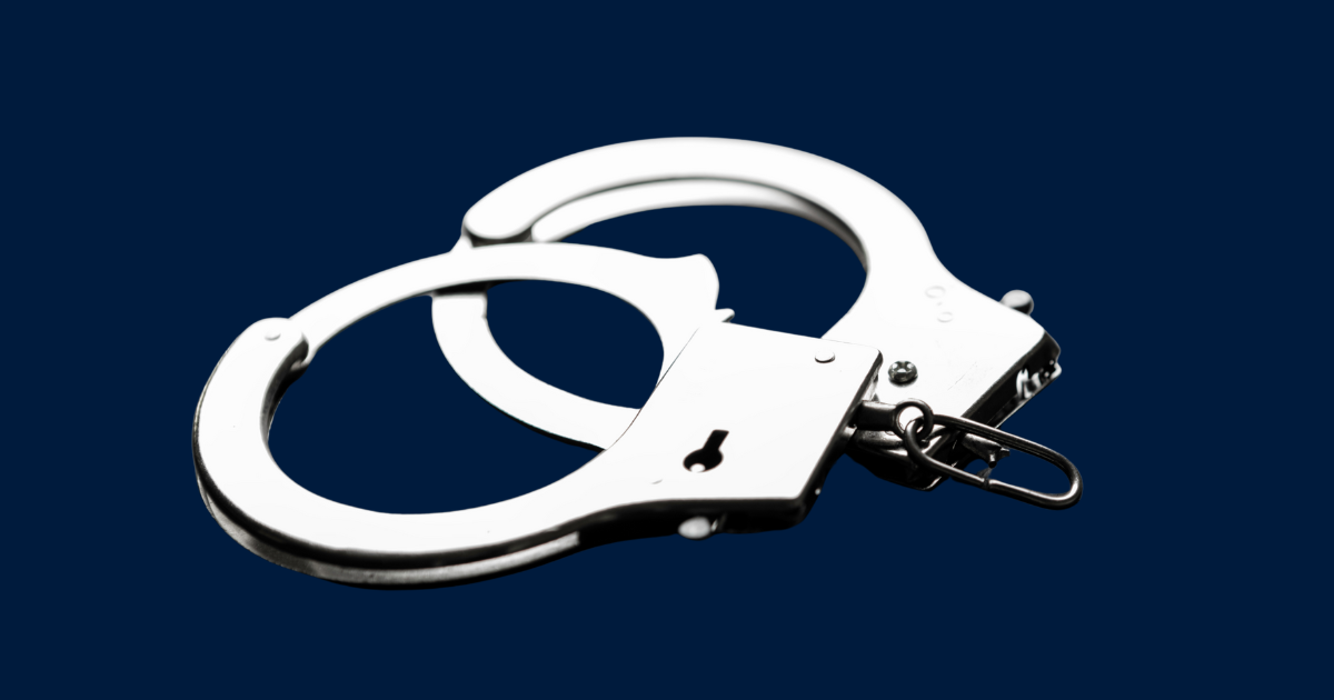 स्रोत नखुलेको १५ लाख हुण्डीको रकमसहित एक जना पक्राउ