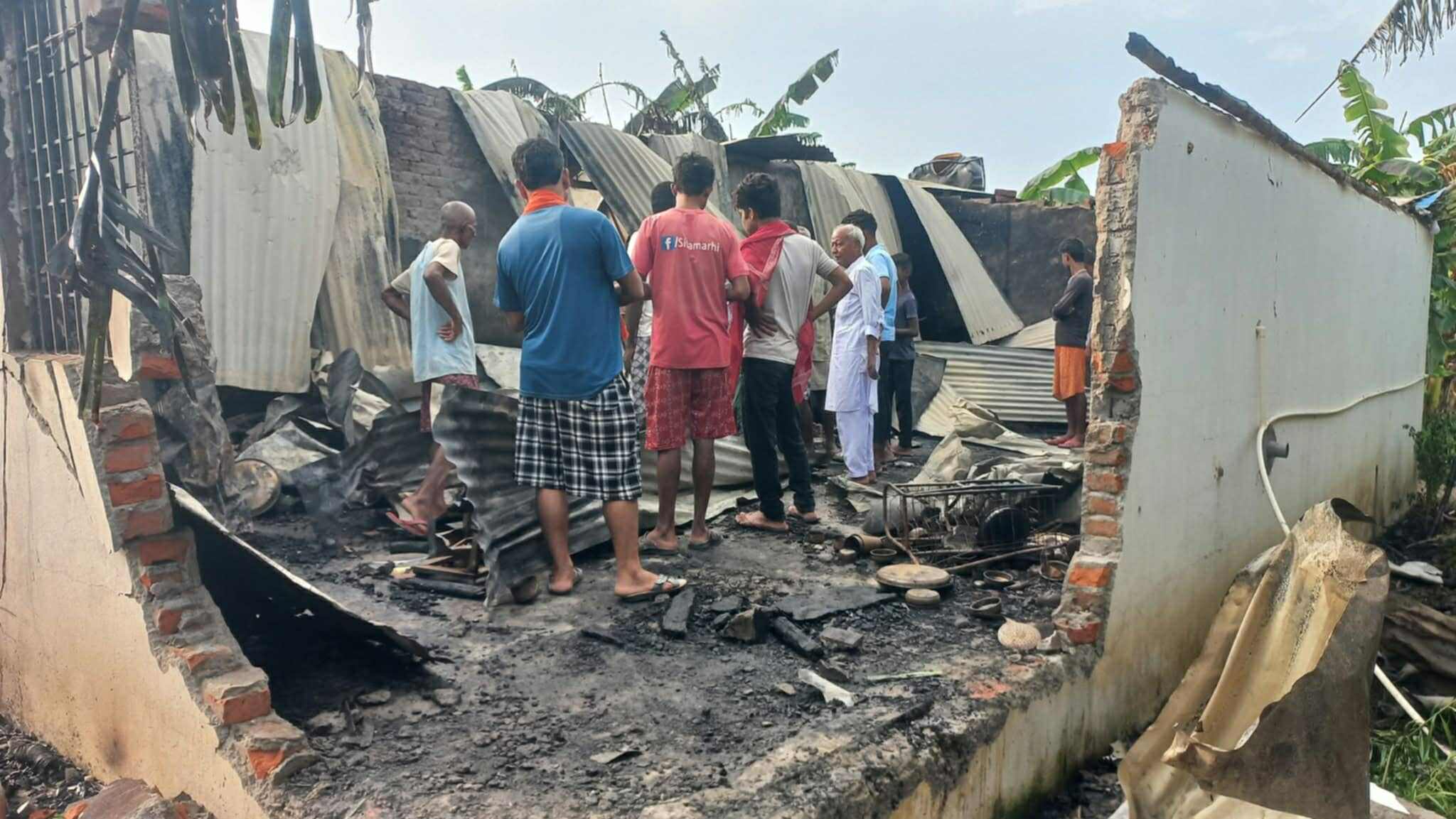 बनाना रिसोर्टमा आगलागी हुँदा लाखौंको क्षति