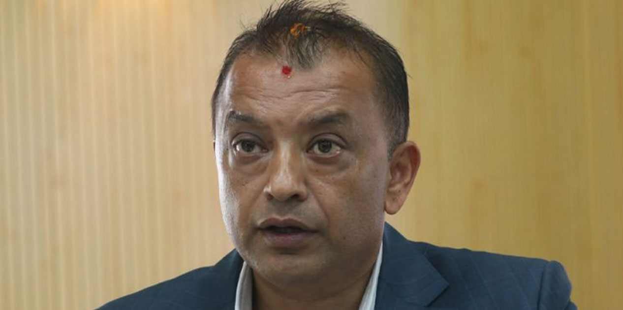 लोकतान्त्रिक समाज नागरिकको प्रश्न गर्ने अधिकार कसैले खोस्न सक्दैन : गगन थापा