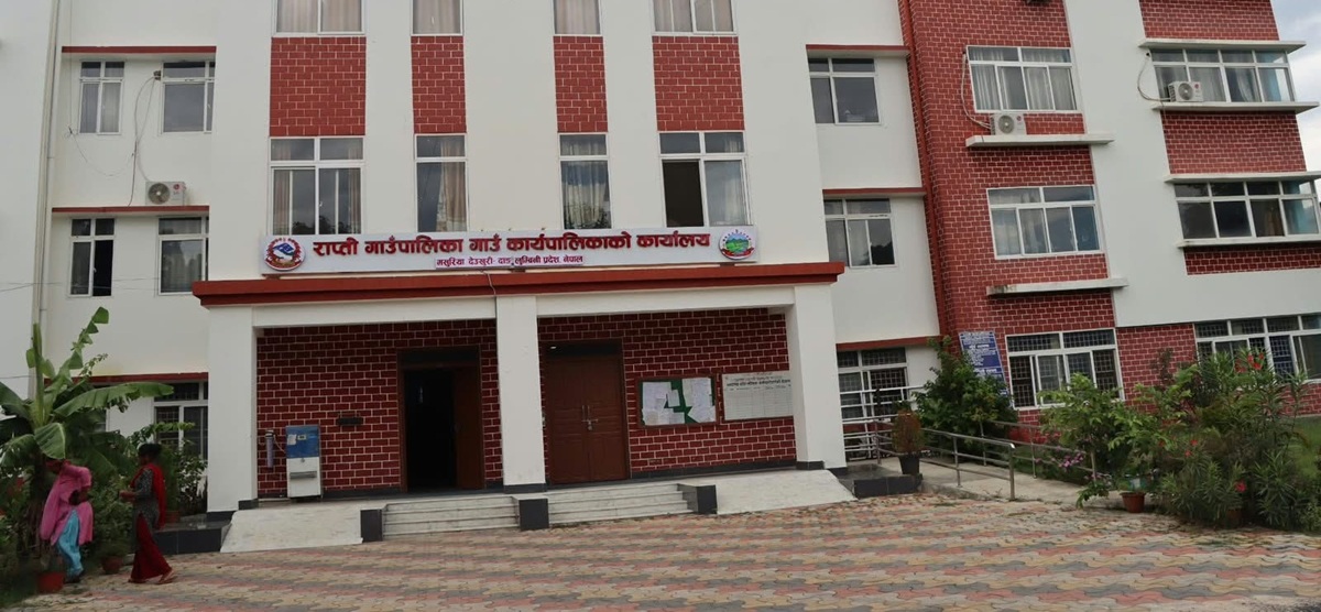 राजधानीका रुख कटानमा सफाइ, भ्रष्टाचार मुद्दा कायमै