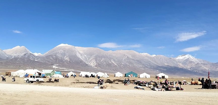कोरलानाकाबाट ५४३ टन फलफूल आयात