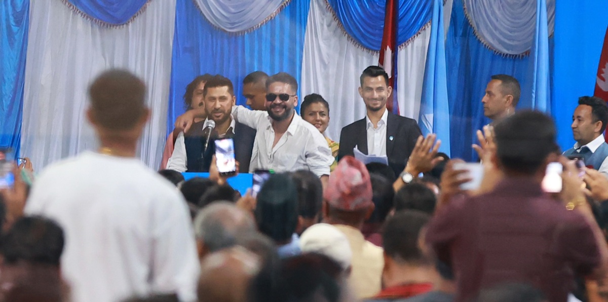 रविले दिए सभापतिमा उम्मेदवारी, बालेन प्रस्तावक