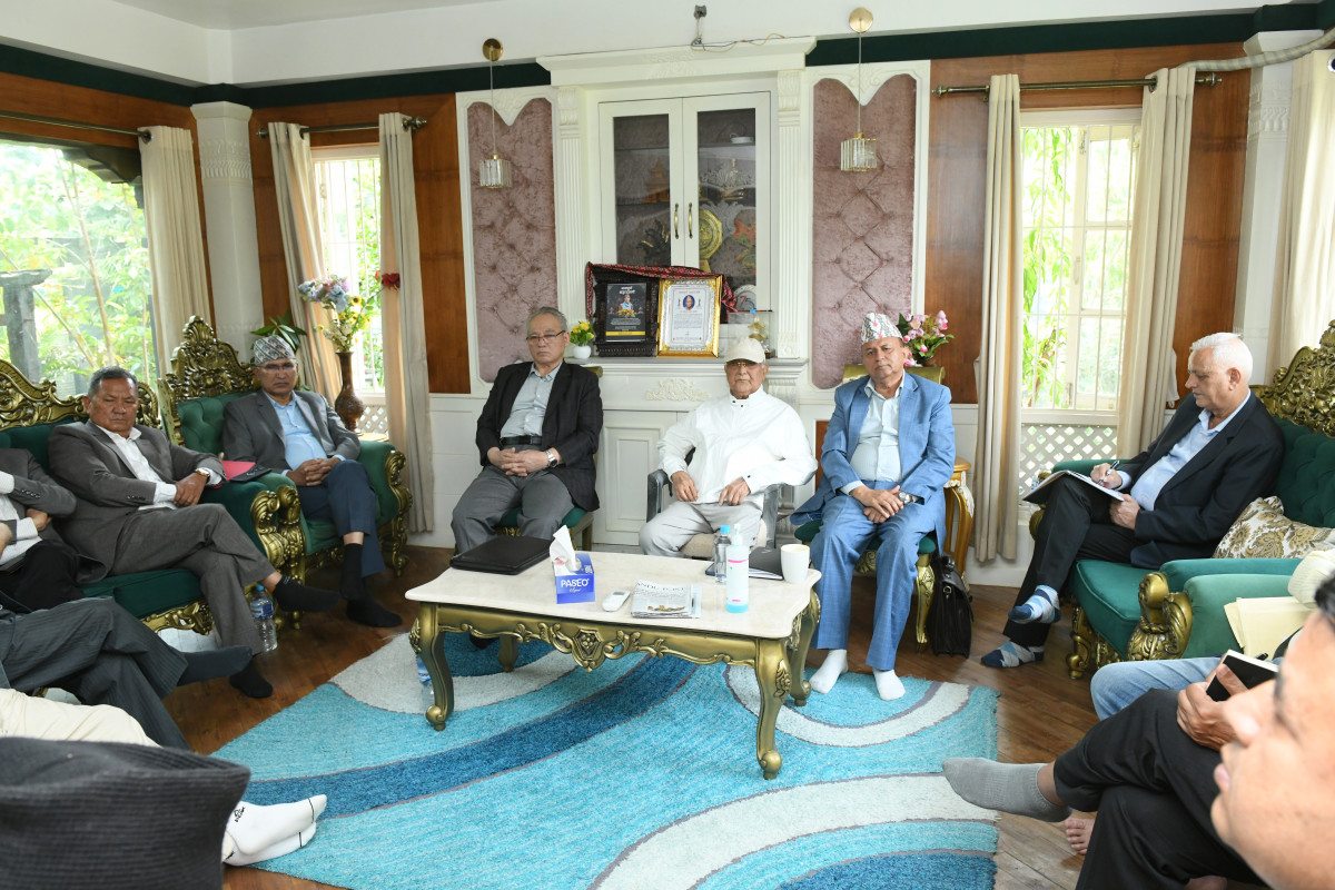 एमाले पुनर्गठनका लागि बादल नेतृत्वमा कार्यदल, सरकारविरुद्ध भण्डाफोर अभियान