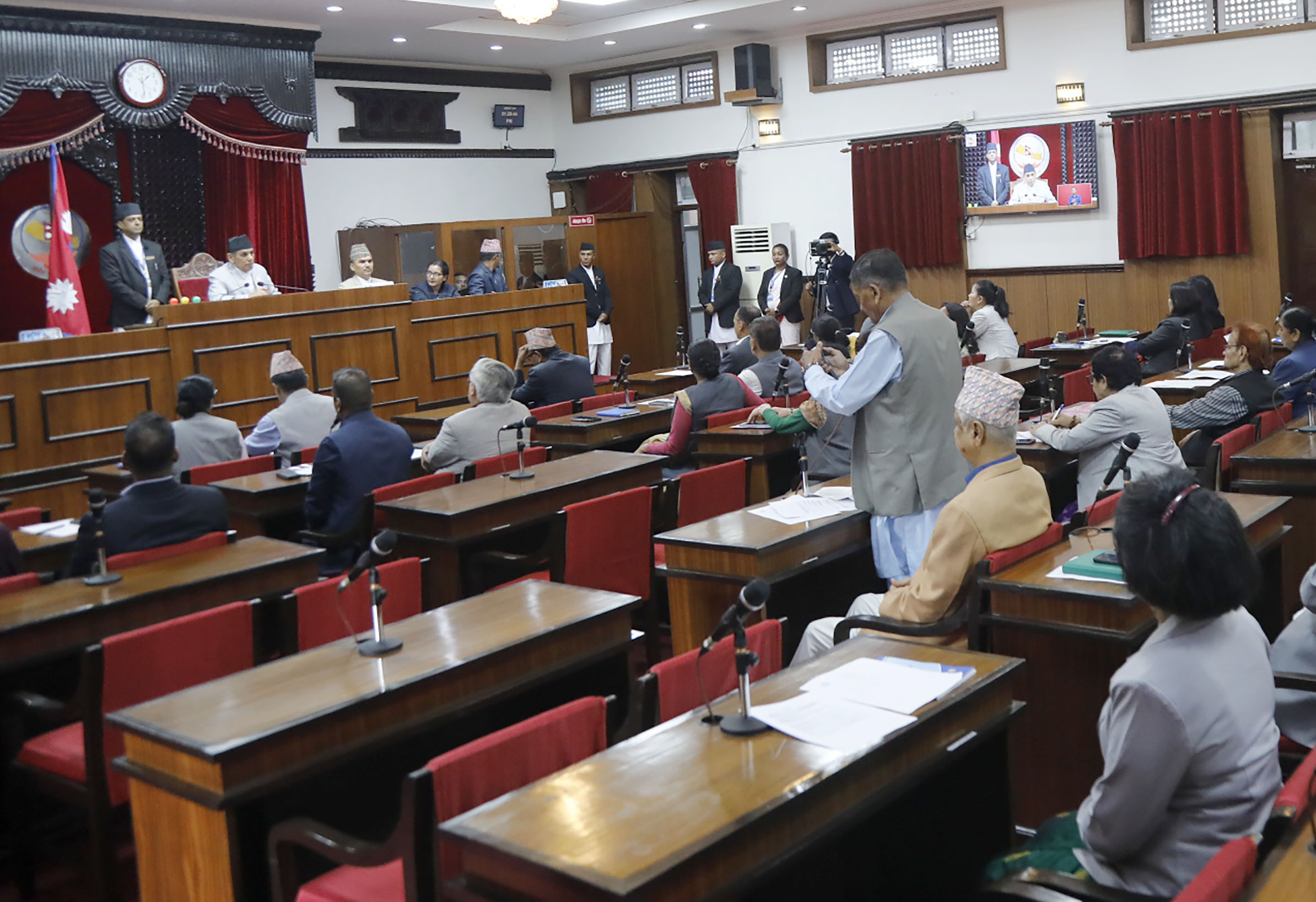 किसानलाई समयमा नै मल आपूर्ति गर्नुपर्नेमा जोड