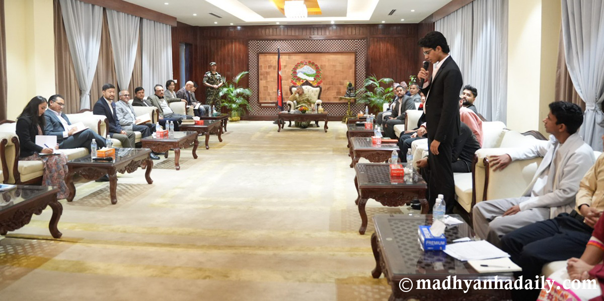 बालुवाटारमा जेनजीसहित त्रिपक्षीय वार्ता सुरु (तस्बिरहरू)